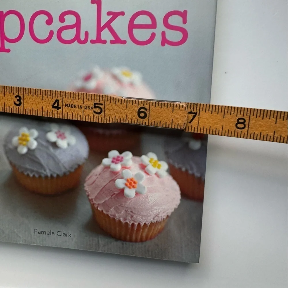 Barnes & Noble Cupcake Kitchen Cookbook by Pamela Clark